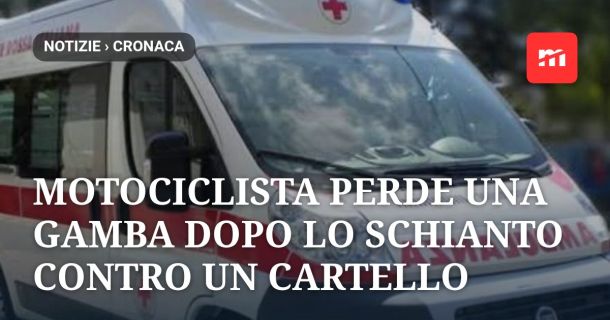 Grave incidente stradale a Trieste: motociclista perde una gamba dopo lo schianto contro un cartello